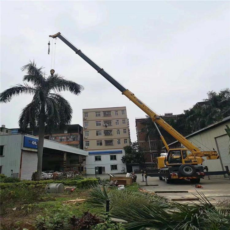 耒阳12吨吊车出租一天的收费标准是什么