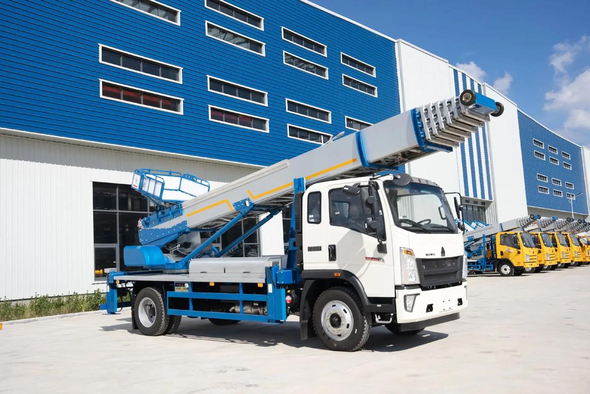 耒阳出租云梯车高空作业车 建筑垃圾搬运